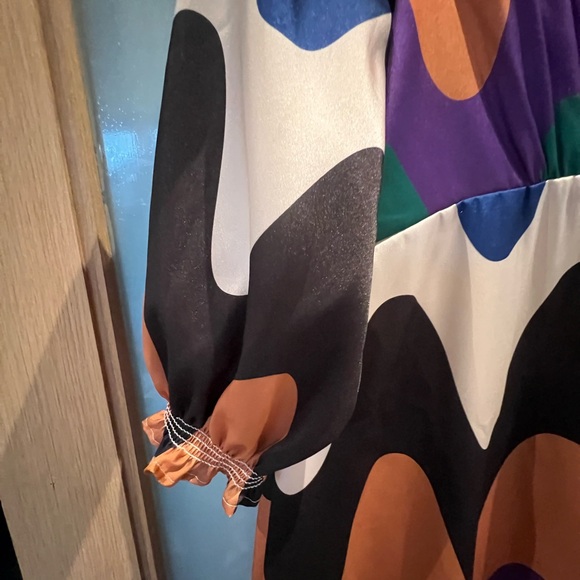 Vilagallo Kara Dress in Giglio in White | Size 44 - Picture 4 of 8